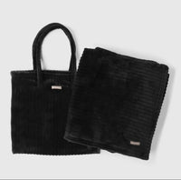 Tote Blanket