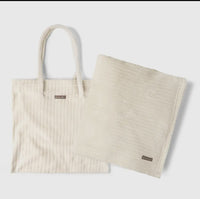 Tote Blanket